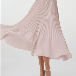 Aritzia Wilfred Chiffon Twirl Skirt
